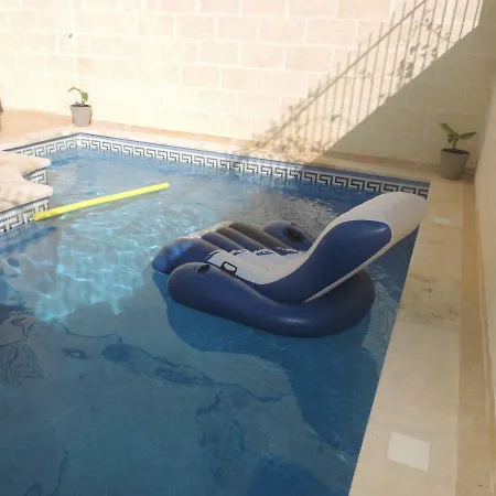 Gozo Holiday House 招待所 Għarb