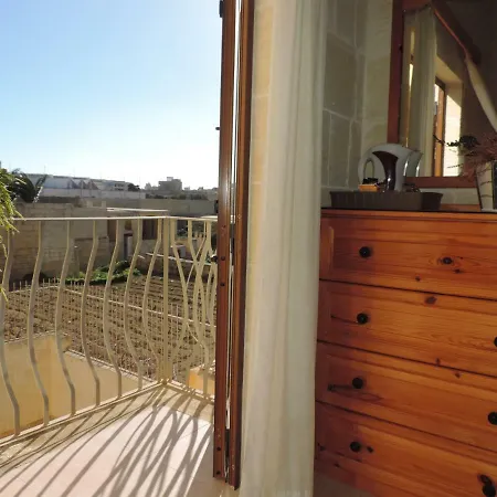 ゲストハウス Gozo Holiday House